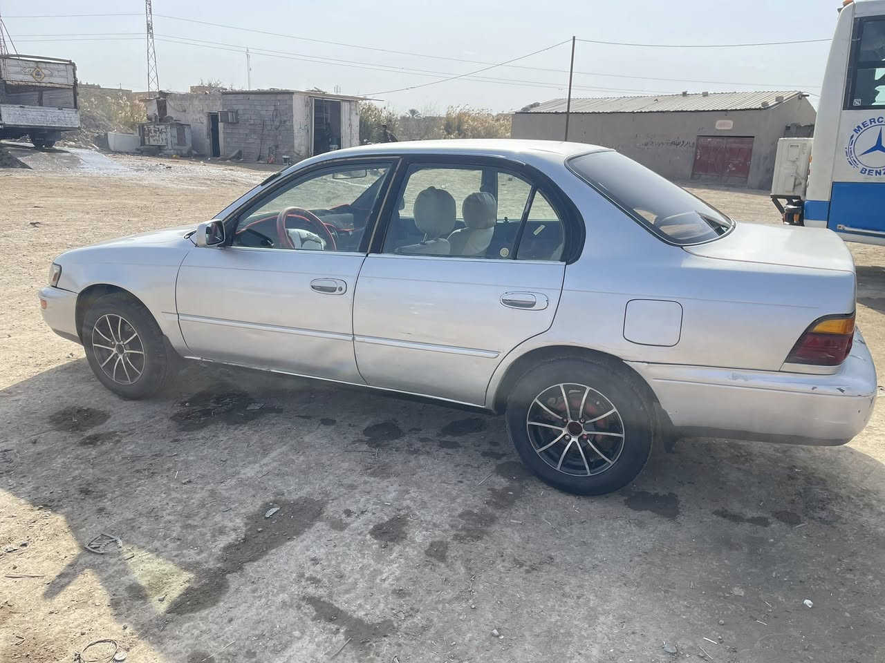 📣 للبيع: تويوتا كورولا 1994 (وارد أمريكي) 
• ✅ الصبغ:  (صبغ بلادي ).
• ✅ المحرك: 1600 
• ✅ الكير والمكينة: بحالة ممتازة.
• ✅ الكهربائيات: شغالة 100% بدون أي نقص.
• ✅ الصدر: صدر أمامي وخلفي بحالة ممتازة. 
• ✅ الأوراق: مشروع وطني، سنوية ل2027 , رقم بصرة.
• ✅ للاستفسار : رقم الهاتف ***********, ذي قار
