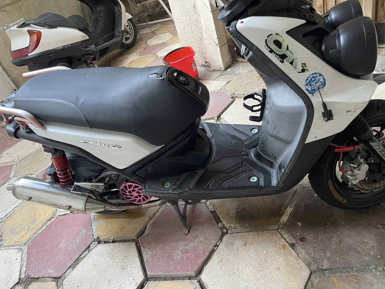 سلام عليكم جبلي للبيع الدراجة نضيفة او كاملة سعر 950 مكان بغداد


**إذا كنت صاحب هذا الإعلان وتريد حذفه لأي سبب، رجاءا أرسل رسالة إلى الدعم الفني**