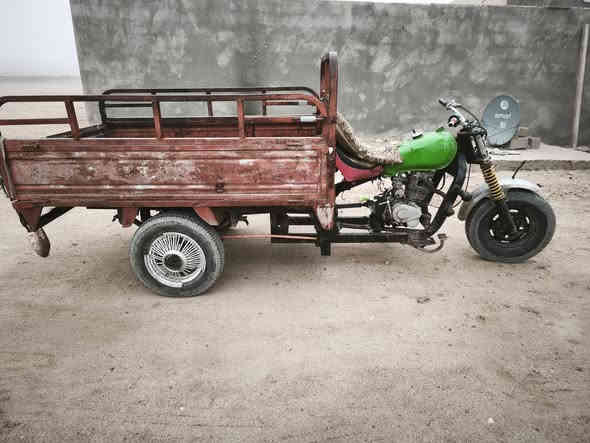 سلام عليكم ستوته للبيع بيه رقم شاصي وبليته اوراقه ضايعه شاصيه كفاله عامه محركه بيه عطل سعر 450وبيه مجال مكاني البصره لزبير مقابل البترو  اكفلك سرقه رقم الواتساب ***********
