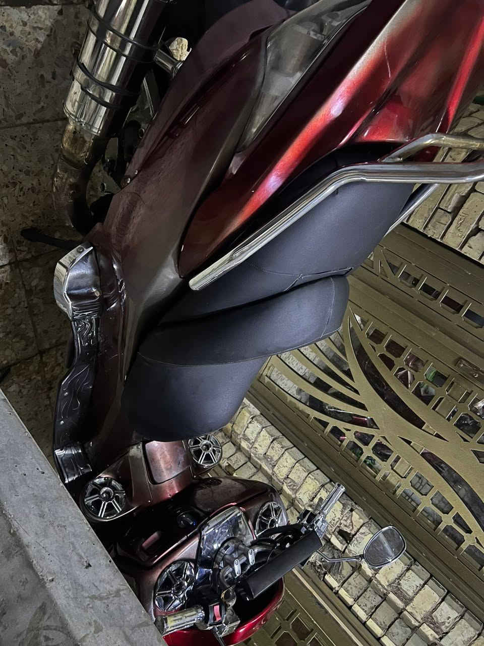 السلام عليكم 
دراجه فورزه 0/9
تزويد كامل
لون بلادي  من بره 
تزويد كله بلادي بصمه وسويج شركه ويها حتى وصل معرض مال رمبه موجود  
بجم بومه
كير عميه 
سماعه بلوتوث
مكينه مكفوله الدراجه خير من الله 
نواقصها تحتاج ترتيب  تريشه  وكذا هيج  
للبيع مكان بغداد  دوره شارع ستين 
***********
السعر مليون و400
وبيهة مجال 
اوراق كامله
