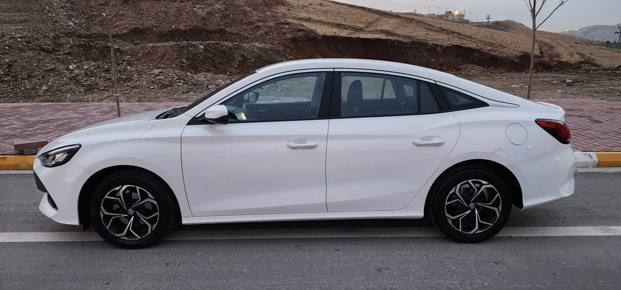 گێر عادی  2025   بۆیاخ تەنک
12000 km ڕۆشتووە
بێ بۆیاخ بێ سارد بێ شوخت
گێڕ و مەکینەو کارەبایی بە شەرت
106 وەرەقە
*********** السليمانية, العراق
