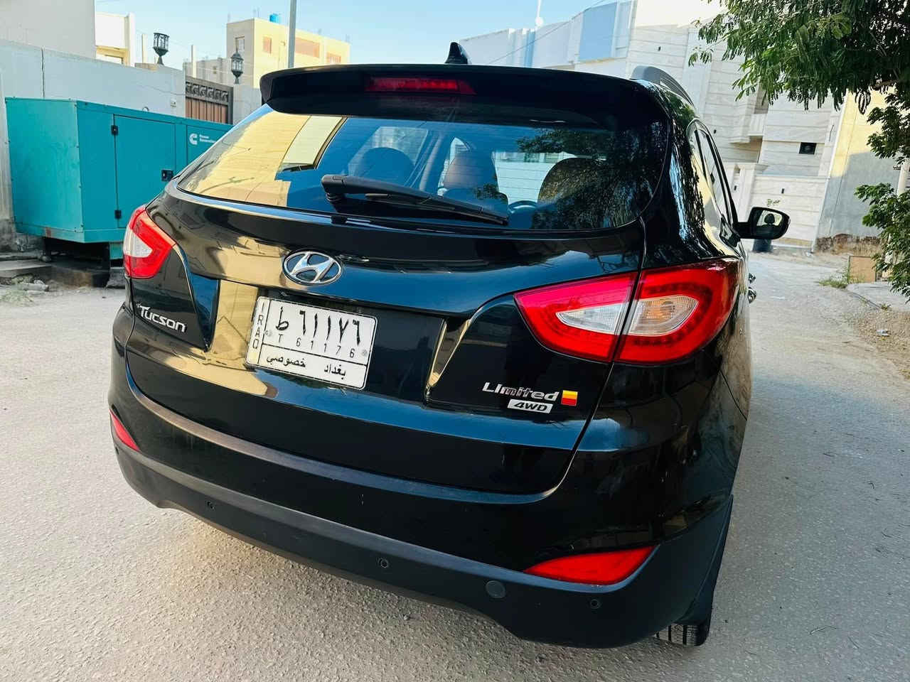 السلام عليكم
للبيع
هونداي توسان 2015
لمتد  Limited 4WD

خليجي مواصفات خاصة
مكفولة كفالة عامة
رقم بغداد سنوية باسمي

لون اسود فول 1ع1 ماشية 99 الف كيلو

-بصمة
-بانوراما
-مكينة 2400 DOCH
-شاشة
-كامرة
-حساسات خلفية
-فور ويل 
-اير باكات 12
-ويل كب عدد 5 حجم 18 كروم
-تحكم ستيرن جهتين
-كشن السايق كهرباء 
-كشنات جلد 

السيارة مكفولة كفالة عامة ما عدا بارد بسيط بالباب الامامي وموضح بالسونار

السعر 165


**إذا كنت صاحب هذا الإعلان وتريد حذفه لأي سبب، رجاءا أرسل رسالة إلى الدعم الفني**