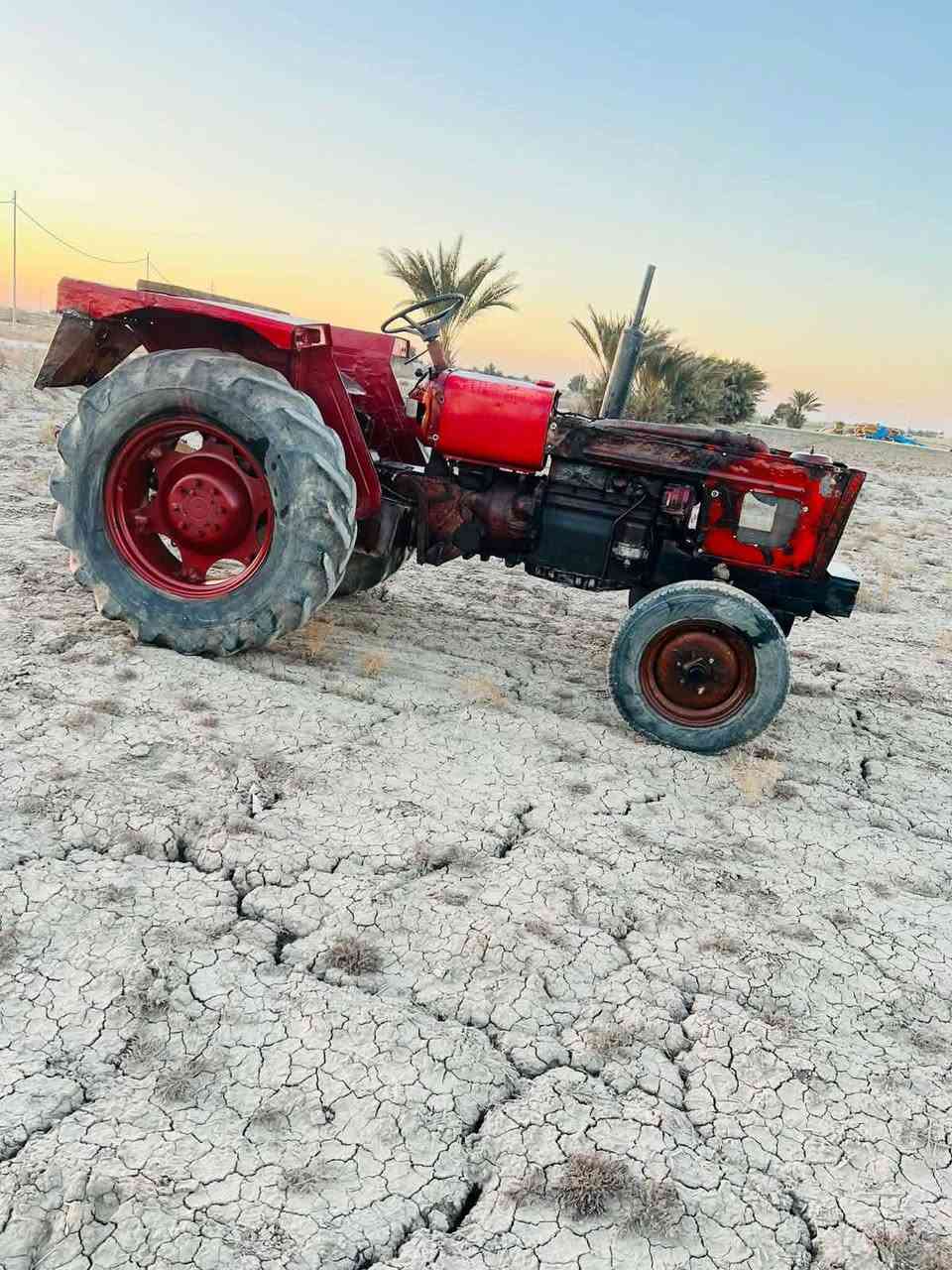 للبيع عنتر 87مكفوله من كلشي سعر 2400وبيه مجال مكان نعمانيه سيطر المالح ***********
