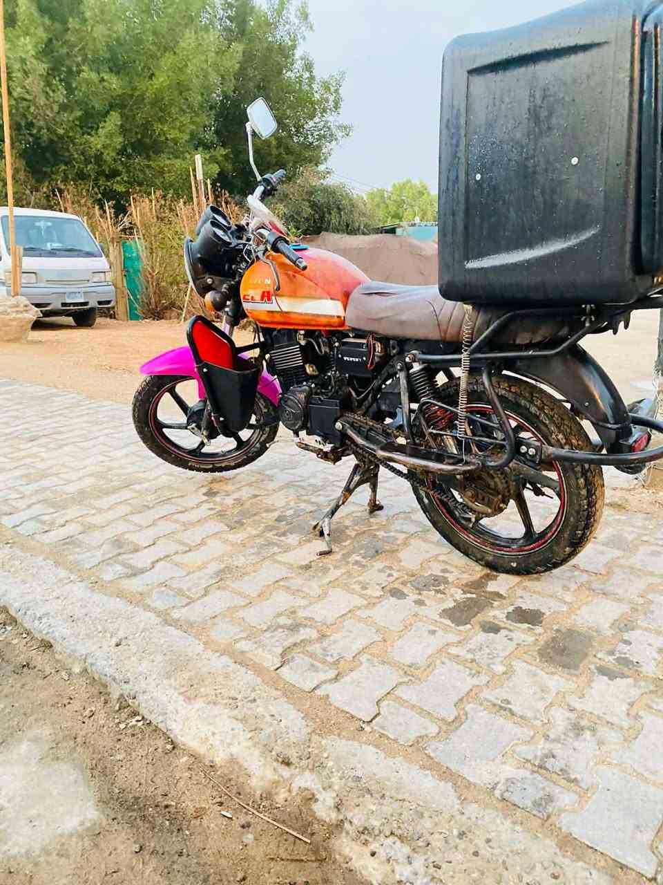 دايون سكنر للبيع موديل 23 وياه صندوك وخوذه فج قلاب
سعر 800
***********
