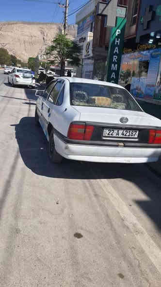 هي من نييه تةلةفؤن بؤ خاوةنى بكة نامة مةنيرة ***********
ئؤپل بةتامى سةنى بئ مةسرووف مالى دؤست 
هةموو گياني بةشةرت 
ئۆپڵ مەکینەوتەبرید سەنی مۆدیل 91هەمووگیانی بەشەرت تەنها 1دەرگای بۆیاغە سەنەوی نوێیە بەناو خۆمانە بێ مەسرەفە
شوێن ڕواندز .نرخی44
*********** سوران
