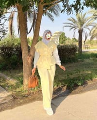 ليموني ٤٠/٤٢ • سماوي ٤٢/٤٤ • أسود ٤٨