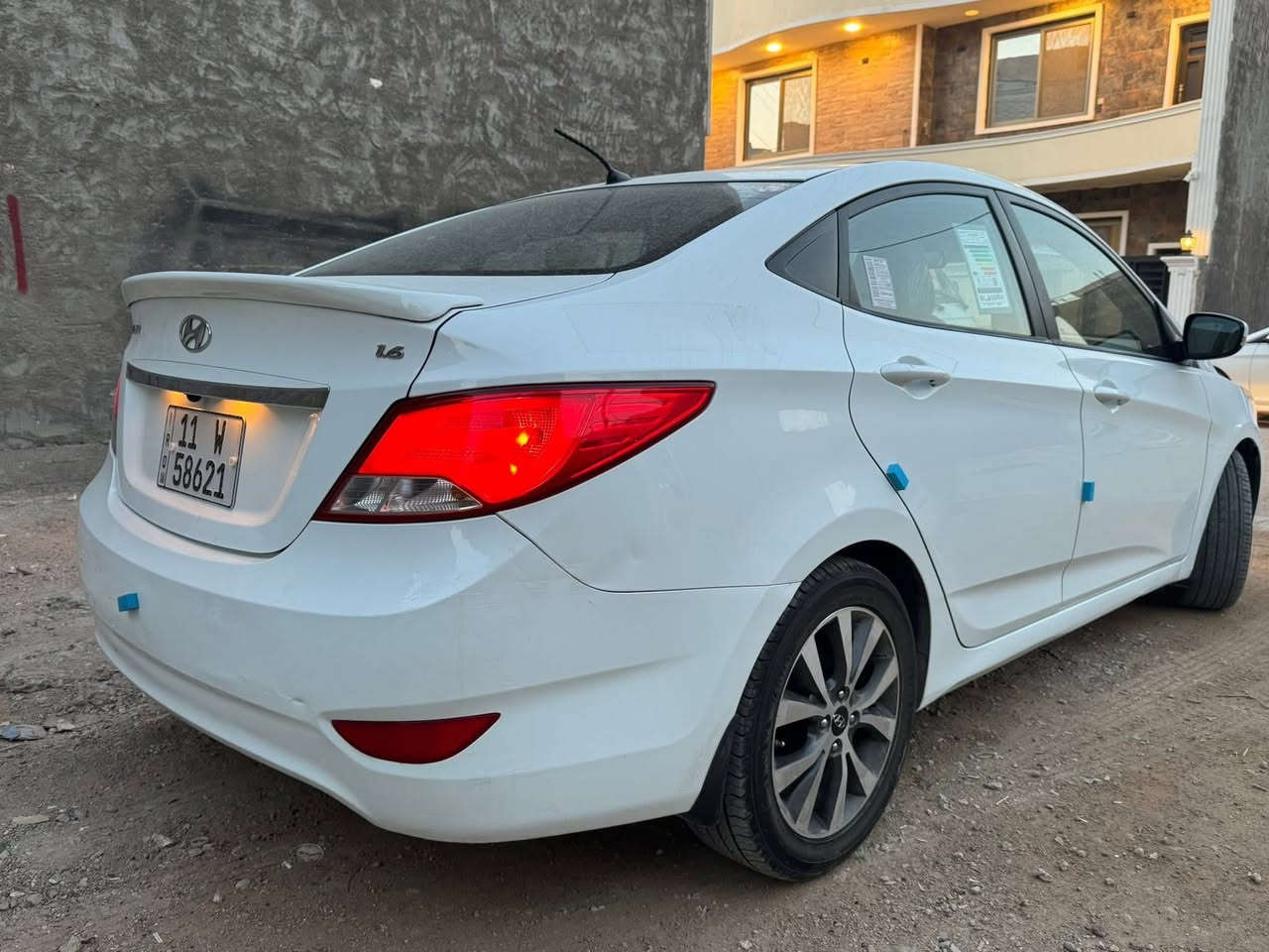 سلام عليكم … رمضان كريم *

اكسنت 2016 بلو خليجية فول مواصفات
مكفولة من التبديل والصبغ والحادث 
مكينة ١٦٠٠ دوش 
كير أوتوماتيك
فتحه سقف 
تحكم ستيرن
ويل فراشة
شاشه بلادية 
٥ تاير 
عده كاملة وطفاية وسبير 
رقم بغداد انكليزي 
جداحة ومدخل شحن 
كشافات اصفر ولايت اصفر بلادي
بصمتان 
تبريد ثلج 
مكينة وكير كفالة عامة 
السيارة على ايد وحدة من الشركة
فقط بارد جاملغ الامامي وباب الامامي ع كد شبر ورصعات لاغير 
تحم تاير جديد 
السيارة ع وضع البلادي والشركة جديدة بلعافية على الياخذها شرط الفحص والسونار 
السعر   116$ وبيها مجال بسيط 
مكان 📍 السيارة بغداد ..
للاتصال …فقط وللبيع فقط
***********￼
— في ‏‏بغداد‏‏.
