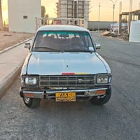 هايلوكس • ١٩٨٣ • تواير جديدة