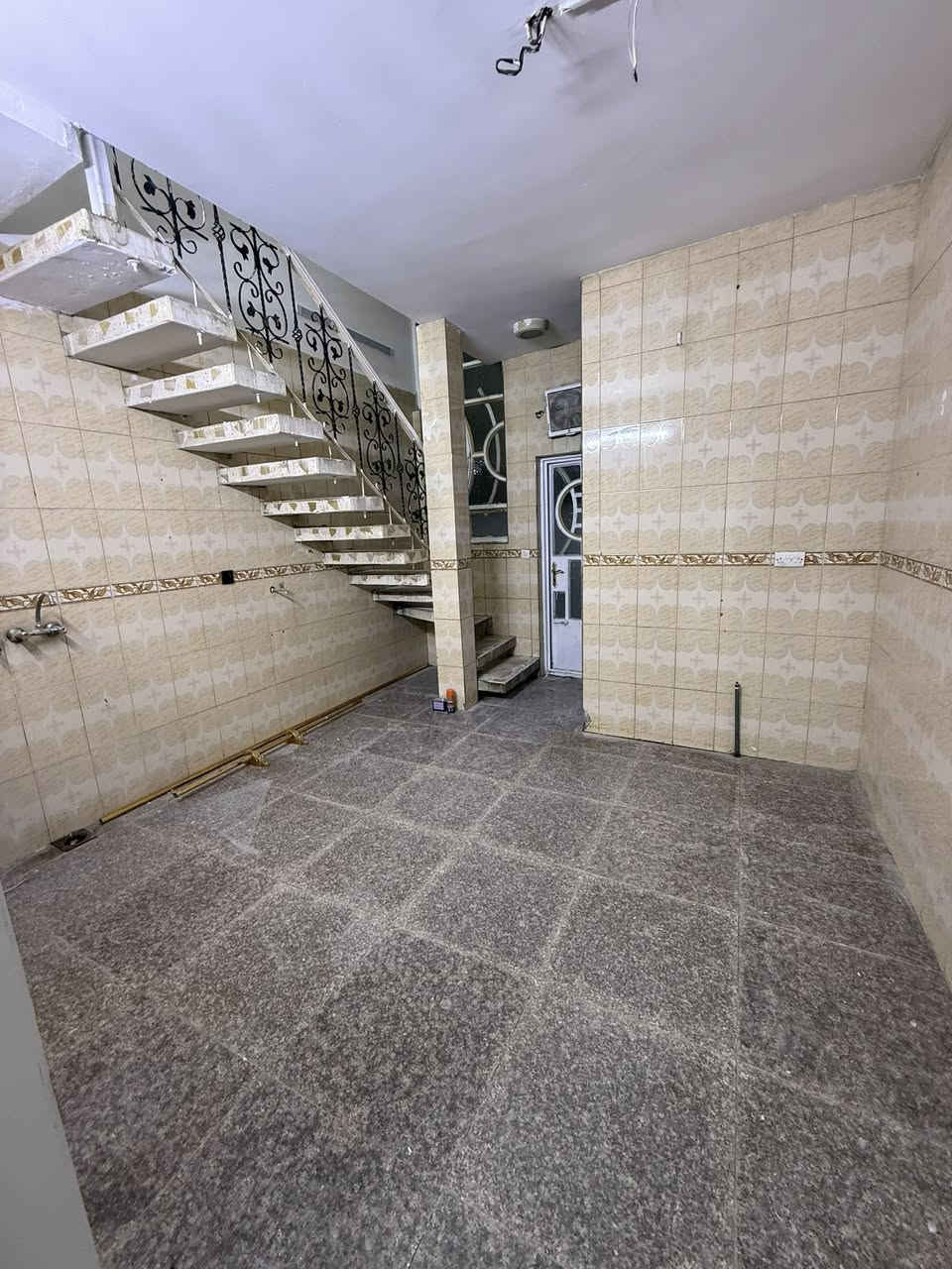 مشتمل للايجار
2 غرف نوم وصاله ومطبخ وخدمات

📍الموقع الاعظميه قرب مسجد جلال

ايجاره /750 الف قفله 

الاستفسار / 

 ***********
