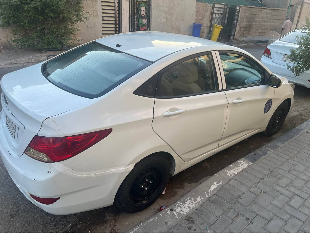 هيونداي اكسنت موديل 2015 رقم بصره تحويل محرك 1400 السياره جاهزه بيها رشات صبغ للبيع السعر 65 وبيها مجال للطيبين مكان السياره البصره القبله رقم الهاتف *********** البصرة, العراق

