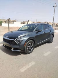 كيا سبورتج 2025 هايبرد مرقم بغداد   فقط  شبر بارد بجاملغ  ماشية 9  الس...