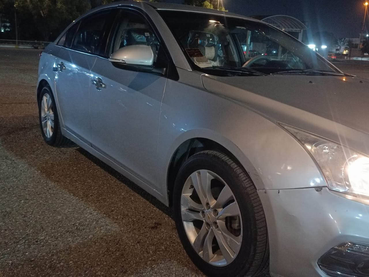 كروز موديل 2016 خليجي فول مواصفات اعلى فئه بالكروز محرك 1800
كشنات جلد تحكمات استيرن تثبيت سرعه شاشه اعطال بصمه تشغيل + بصمه ٤ بيبان 
حساسات مري + حساسات بالدعاميه سياره جديده كامله من كلشي ماشيه 140 كيلو km
مابيها نقص منضومه تبريد ومنضومه ماء جديده مال شركه تخم تاير جديد الماني بيها ٤ قطع صبغ اثر شخوط 
رقم بغداد مكاني بغداد البياع  
موبايل ***********
*********** 
السعر 87 $ 
*********** واتساب بغداد, العراق
