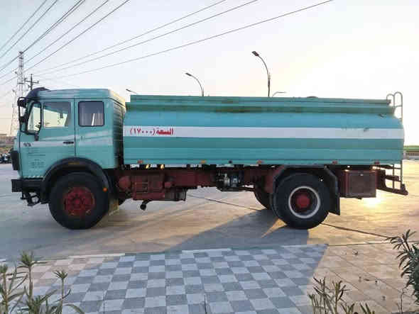 البي مديل ١٩٩٢ سياره جاهزه كبل الشارع سعت تانكي ١٥ الف سعر ٢٢٠ ورقه سياره بصره***********
