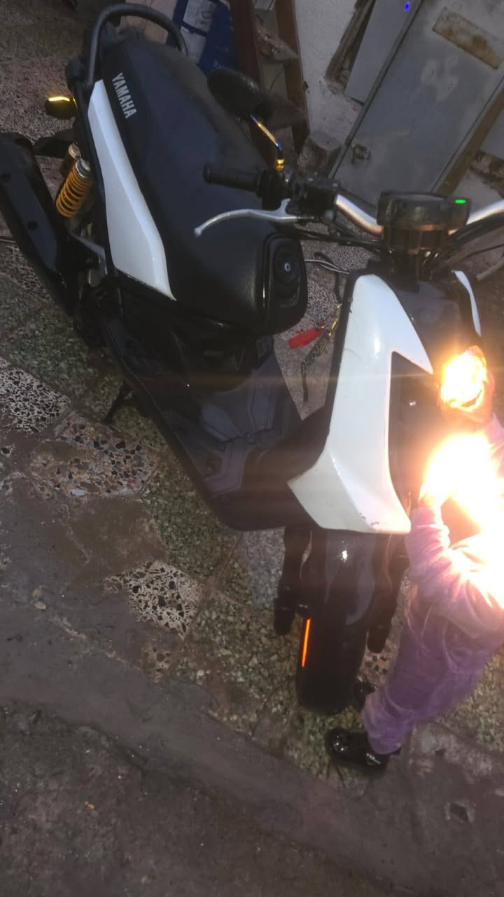 سلام عليكم سكنس جبلي بلادي بلادي  نضافه ٪95 نقصها فقط دشبول دراجه كفاله نزلتها صار اقل الشهر  وما طالعه بشارع فقط مرتين دراجه جنت ضامها كهربائيات شغاله كلها دهن بس مره وحده مبدل الها اول ما نزلتها من الرمبه بانزين كله محسن السعر 1150 مليون و150  

او مراوس بيسي اكس جيل ثاني حتلو انطي فرق  مدينه الصدر *********** بغداد
