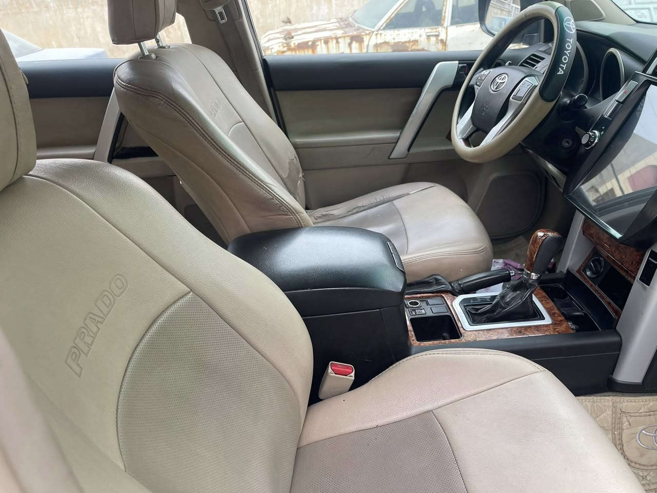 برادو 2010 خليجي
محدث 18 بلاك توب 

بدون حادث السعر 190

مجال بسيط تحويل شرط

***********

في بغداد محرك 2700 

4 كامرات شاشه مري شفط
