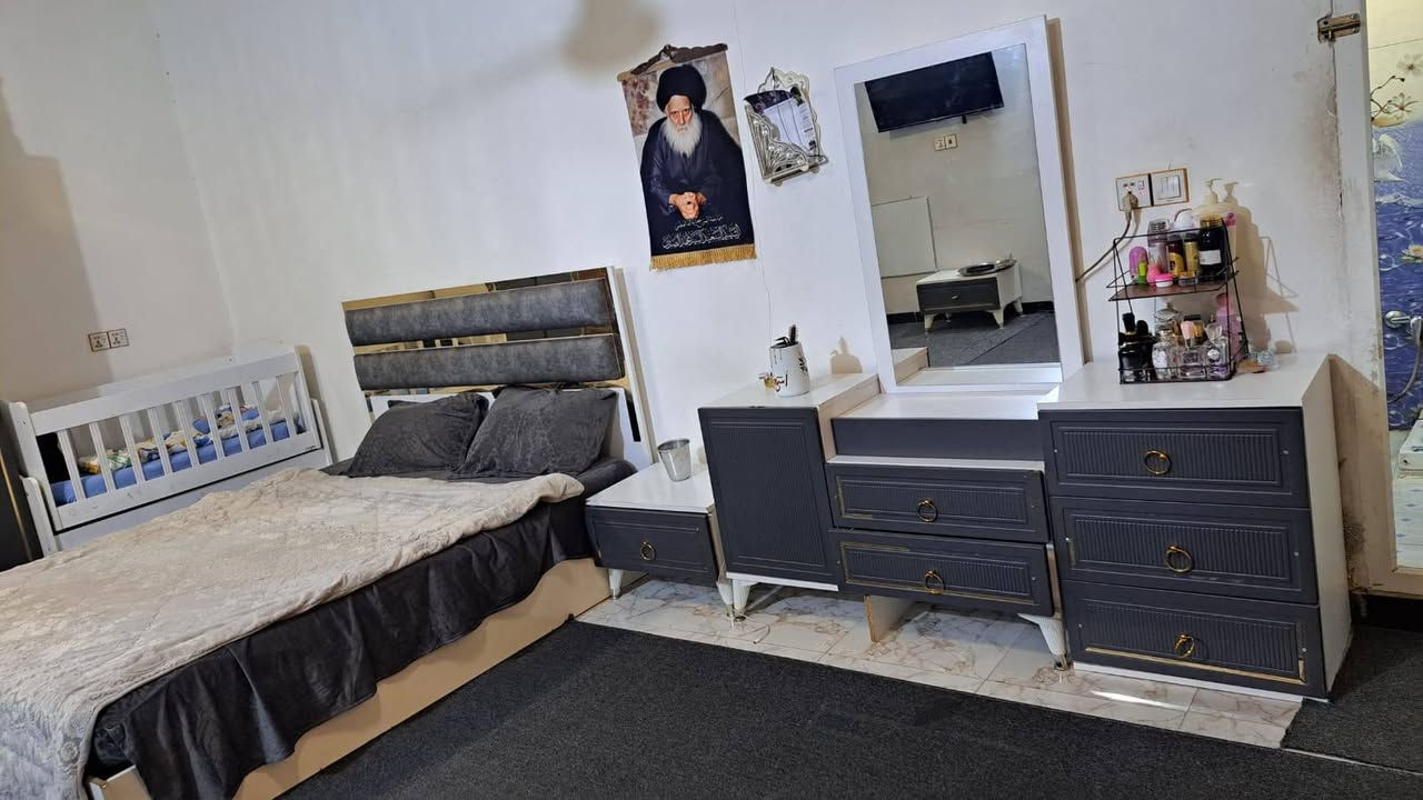 غرفه تركيه كل ضرر ما بيها للبيع مكان كربلاء التواصل على هذا الرقم 0771 673 9323
