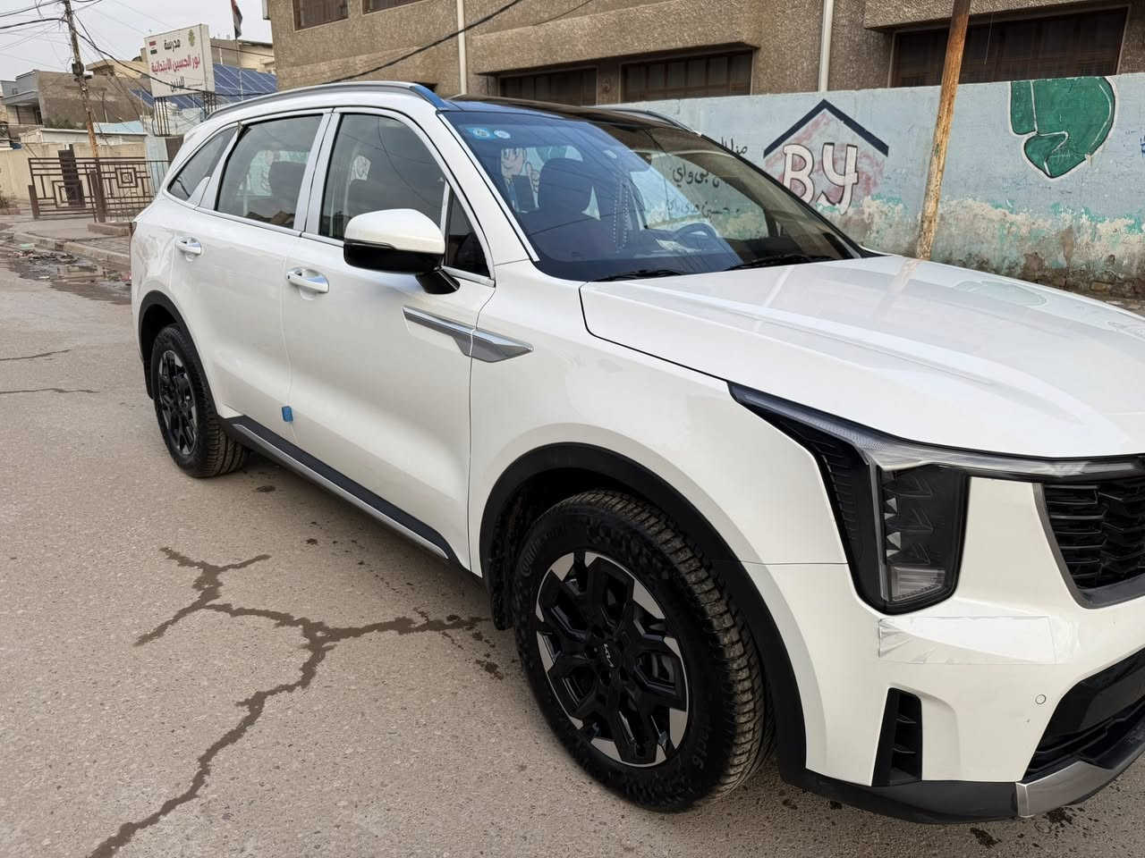 السلام عليكم سورنتو 2025 للبيع
سورنتو للبيع مكفوله كفاله عامه من كلشي 
رقم بغداد و باسمي تحويل ثاني يوم
سبعه راكب 
بصمه وتشغيل عن بعد 
الصندوق كهرباء 
كشنات كهرباء وتدفئه تبريد 
شاشه متصله 
كير ماوس 
تثبيت سرعه 
فووول عده الاربع كامرات 
مكينه 4 سلندر 2500 mpi
سياره زيرو ماشيه ٤٠٠٠ ومكفوله من كلشي 
مكان السياره البلديات 
رقم الهاتف للاستفسار :***********
السعر : 300$ 
غير متواجد على الانترنيت
