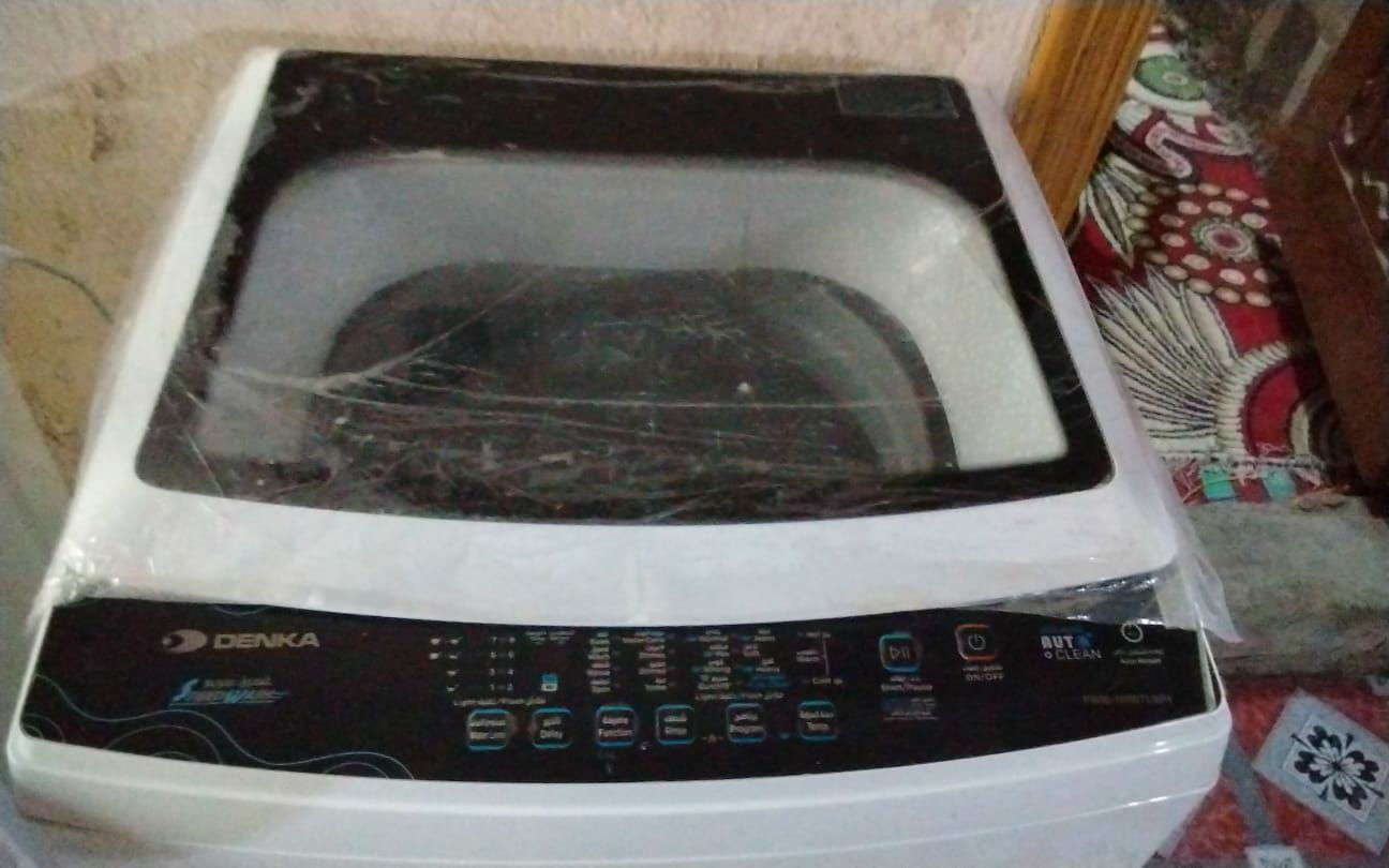 سلام عليكم مرخصت الادمن غساله وتماتيك نوعيته دنكه حجم 16ونص مديل 26 بيه كرت ضمان جديده الغساله سعره 450 مكاني كربلاء ***********
