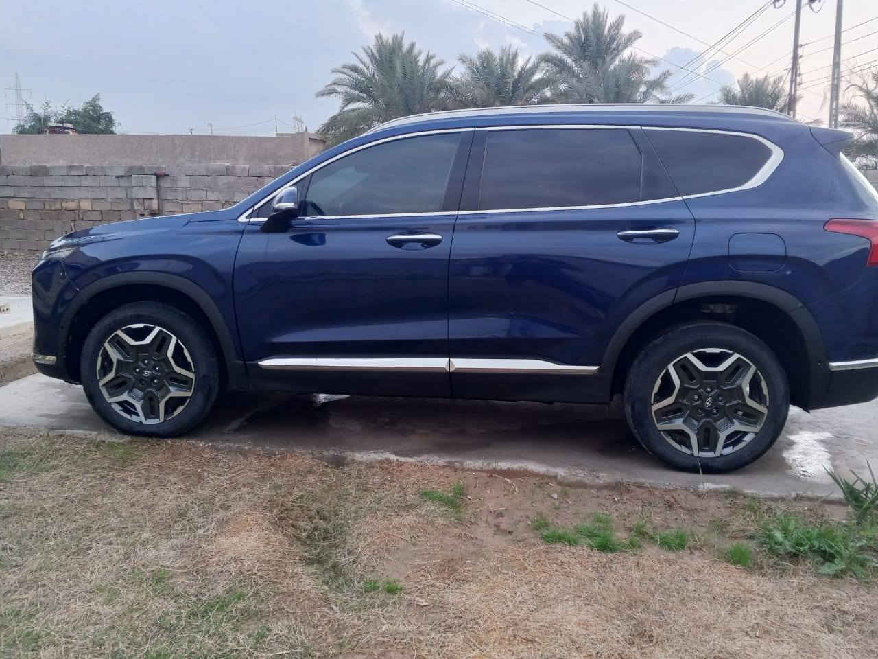 سنتافي هايبرد  موديل ٢٠٢٣
البيع
 السيارة فول واحد على واحد 
الحادث واضح في الصورة 
صبغ بنيد و قبق جنطه  موضحه في الصور
ماشيه 35
العنوان بغداد المعامل 
السعر 189 الف
السيارة رقم بغداد بسمي 
للتواصل على 
الرقم 
***********
