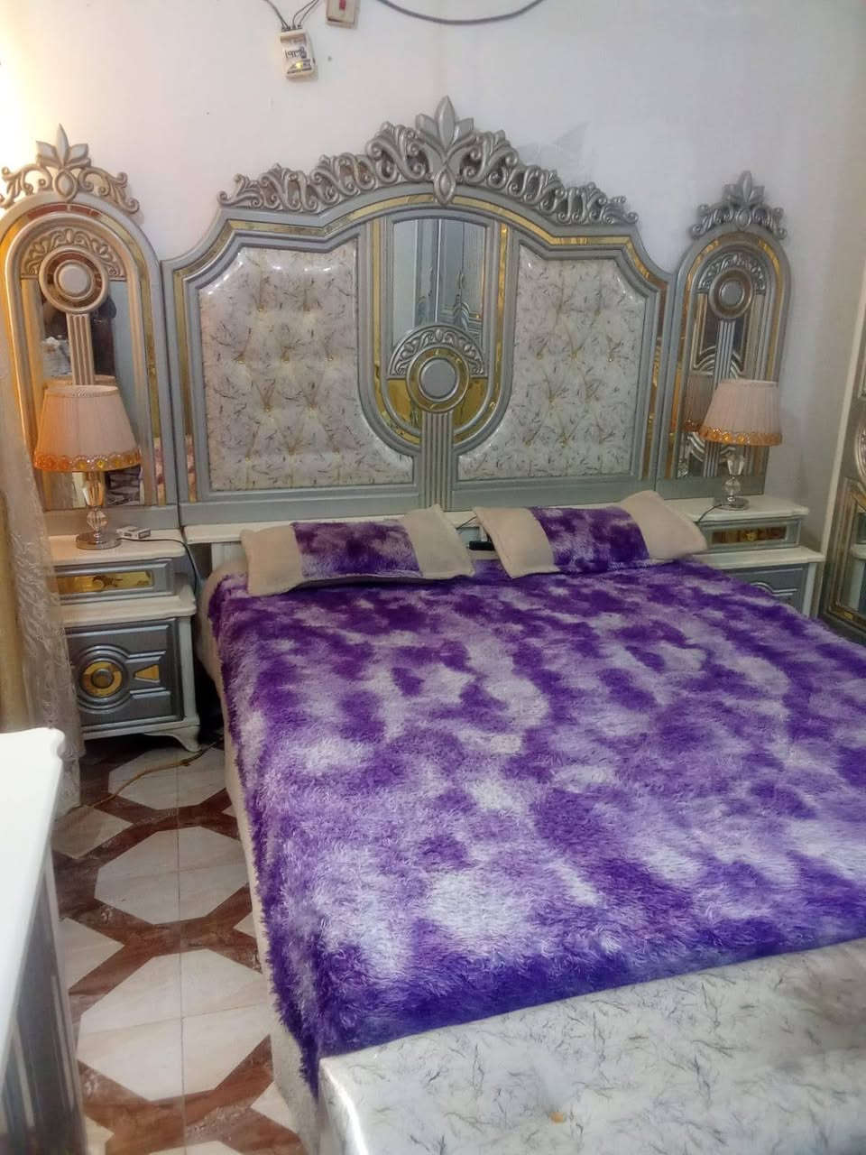 غرفه نوم تركي استعمال جدا قليل الله شاهد ماخذها ٥ مليون وهسه رايدها ب ٣ استعمال ٧ اشهر تقريبا 
ملاحضه اني مكلف بل نشر 
***********
***********
