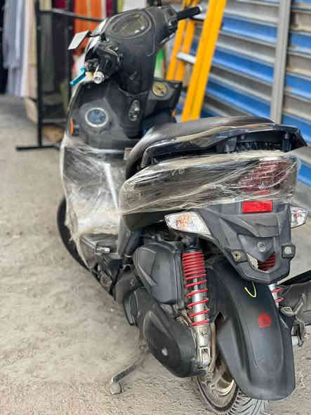 السلام عليكم( دراجة نوع gtr  للبيع الدراجة مكفولة كفالة عامة الدراجة نضافتها (%98) خير من الله الدراجة صار أسبوعين من نازلة رمبة برغي ما مفتوح بعدهي بالملح مال الرمبة الدراجة جديدة بمعنى الكلمة جيب وياك فيتر وتعال افحص) للاستفسار اتصل وبيك خير وتدلل *********** بسبب البيع صار عدي ظرف
