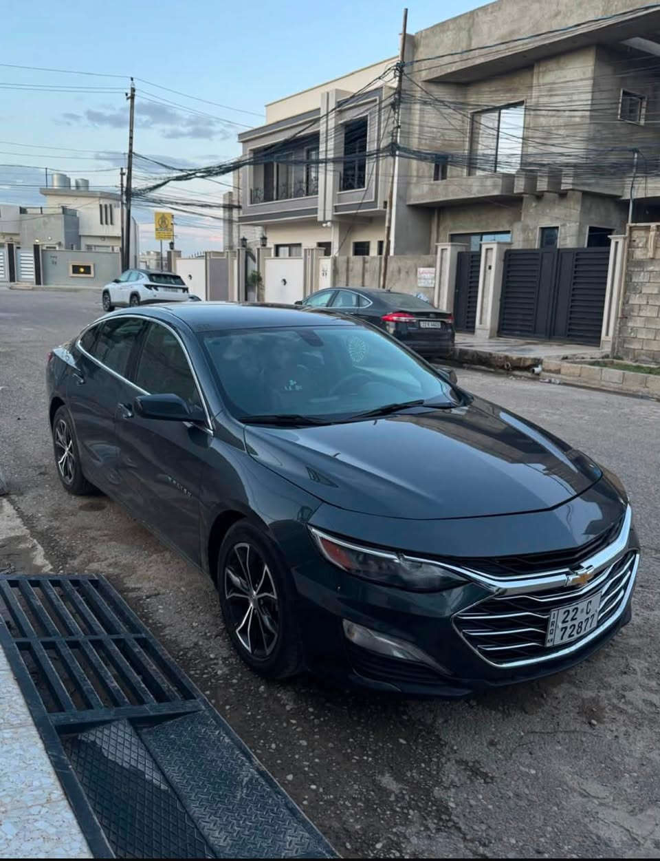 ماليبو 2021 LT السعر 115 وبيها مجال 
فول مواصفات عده الفتحه للتواصل :***********
كشنات كهرب 
كشنات حار 
قطعتين تبريد 
بصمة تشغيل عن بعد 
3 قطع صبغ فقط بجم كبس
