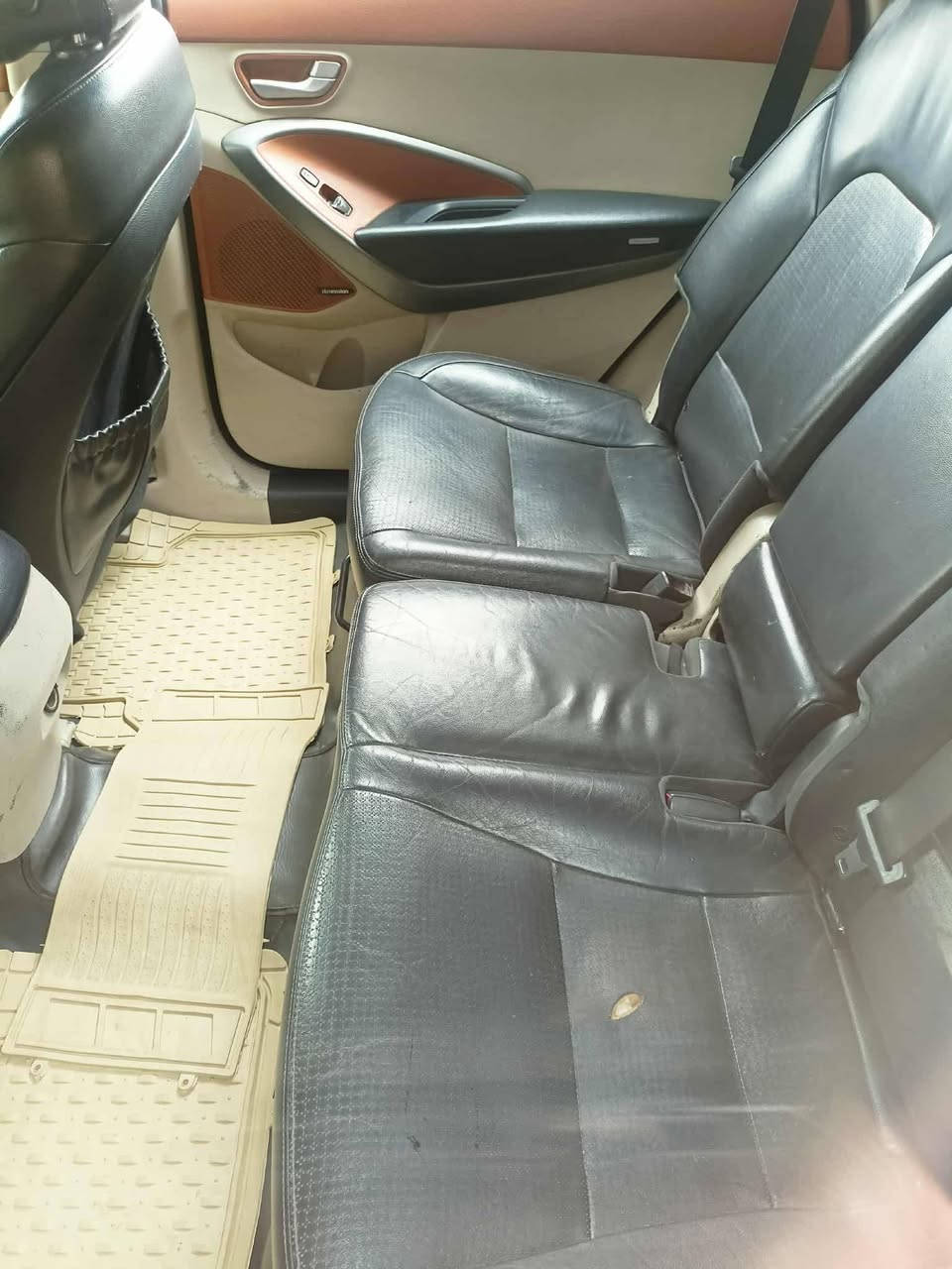 للبيع // سنتافي كراند 2013 مواصفات Limited وارد أمريكي بيها تبديل بنيد محرك 6 سلندر سبعه راكب  كشنات ملكي وايضاً جلد وكهربائي تدفئة تبريد اشاير بالمري رادارات جانبيه حساسات خلفيه جنطه كهرباء بردات خلفيه
رقم بغداد بأسمي السعر 135 وبيها مجال.  ***********
