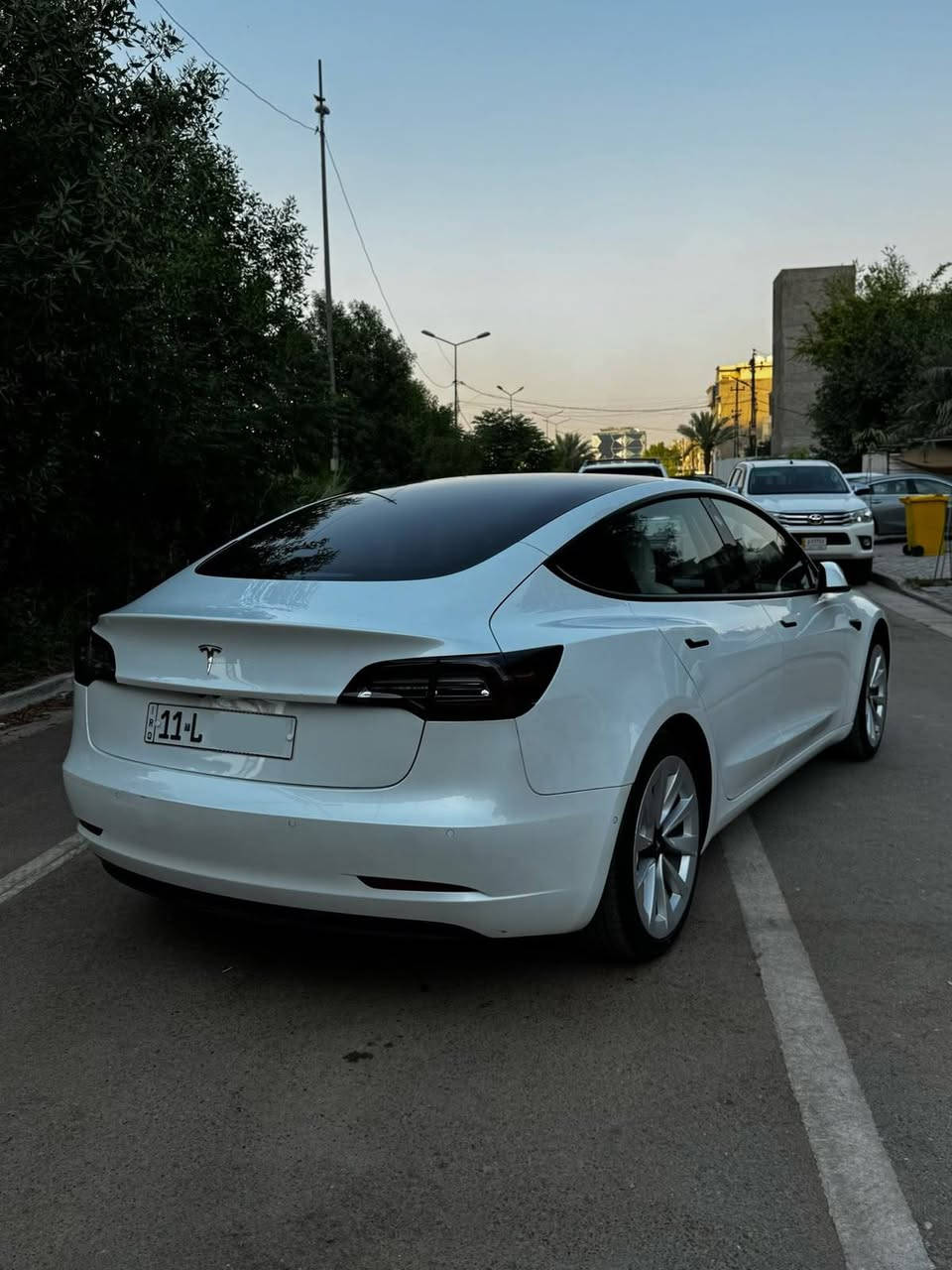 #تسلا موديل 3 للبيع

TESLA MODEL 3 

السيارة اون لاين

تك ماطور 

 محدث عربي اخر تحديث

الداخل ابيض

#الموديل : 2022

 رقم بغداد بأسمي

حادث جنطه ( صبغ مكان الرقم  فقط) 

 السعر 163 وبيها مجال بسيط 

 مكاني شارع الربيع
 ***********
