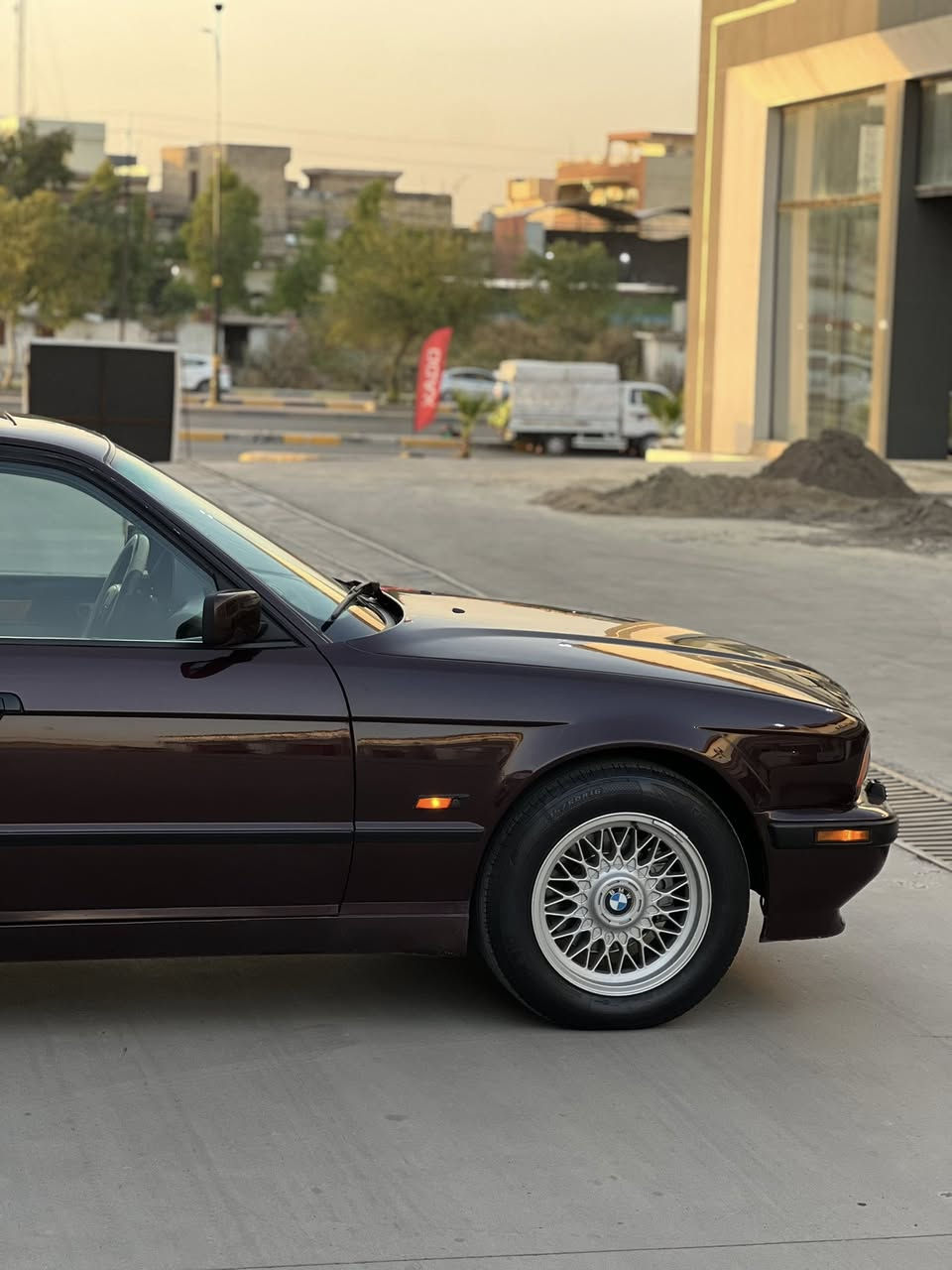 للبيع
BMW 
530-V8  مسكر اصل وفصل 
1994 اصل بدون تحديث 
Limited لمتد اصل فول

السياره مصبوغه عام للجمالية وموضح بالصور صفحات السياره كلش مرتبه 

1-بجم عريض 
2-مرايات منفصل بلاد 
3- سلايت طكتين اوتو شغال 
4- دعاميات M 
5- ويل خليه حجم 16 جديد 
6- سقف اسود
7-دبل ايرباك
8- دبل جكمجه
9-كمبيوتر 
10-قطعتين تبريد 
11- برده خلفيه 
12-داخل جلد بيجي كشنات+ابواب كارتير  
13-دبل كشن كهرباء +تكوات كهرباء 
14- تحكم ستيرن كهرباء شغال 
15- سيدي چنجر
16-اربعه جام اوتو
17-حساسات خلفيه شغال
18-ABS 

لايت بك لايت كله جديد

تبريد شرط ثلج 

كير شرط درجة اولى
محرك شرط درجة اولى 

السياره بدون اي نقوصات 

السياره باسمي 
سنويه جديد 
هزه+ فحص جديد 
رقم نينوى الجديد مسطره مشروع وطني تتحول بجميع المحافظات 

المكان نينوى 

السعر (88) وبيها مجال خابر وتدلل 

***********
***********
