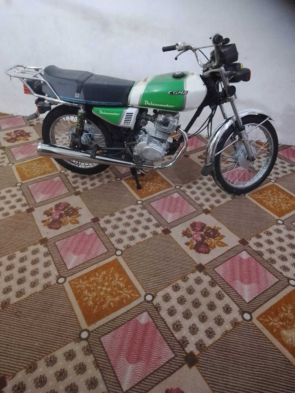 دراجة سيجي نامه رقم وسنويه موديل 20 كفاله عامه كله شغاله وشرط التحويل السعر مليون و 600 ) 1600 وبيه مجال قليل عنواني بالزبير اتصال ***********
واتساب ***********
