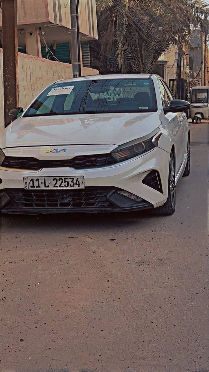 سلام عليكم فورتي جيتي لاين فول 1\1موديل 2022حادث كما موضح في الصور سياره ليبل واحد بدون تبديل مكان السياره بغداد الأمين الثانيه
مبدل فقط دعاميه /راديترات مامبدله سياره جديده ونضيفه 
السعر :160
الرقم :***********
