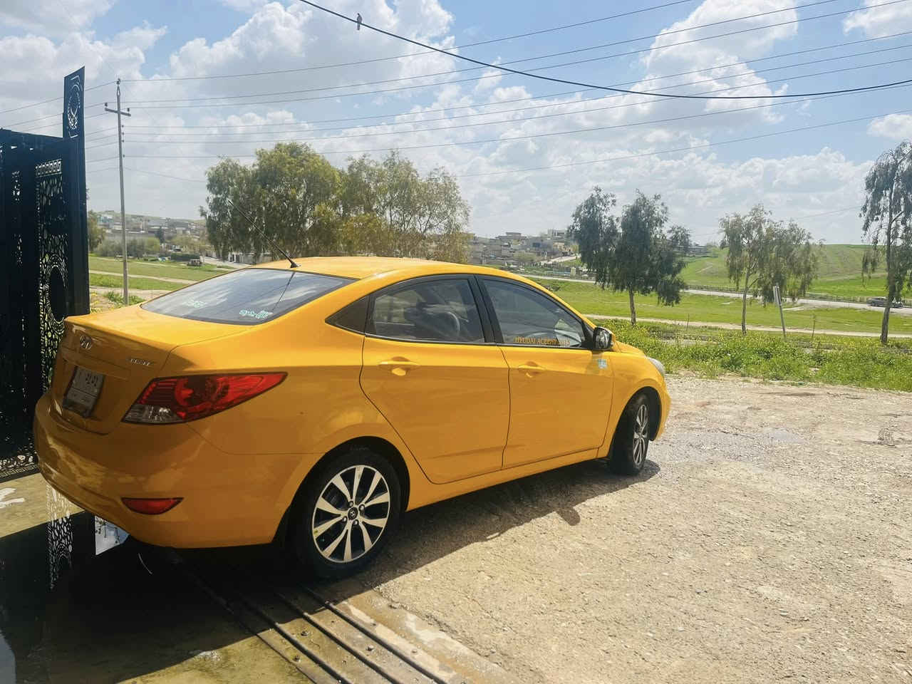 اكسنت 2015خليجى بدون ضربه بدون تبديل تبريت شرط كير شرط سنه وييه جديد مشروع وطني محرك 14دوش قطرتين 
سعره ١٠٠ .***********
