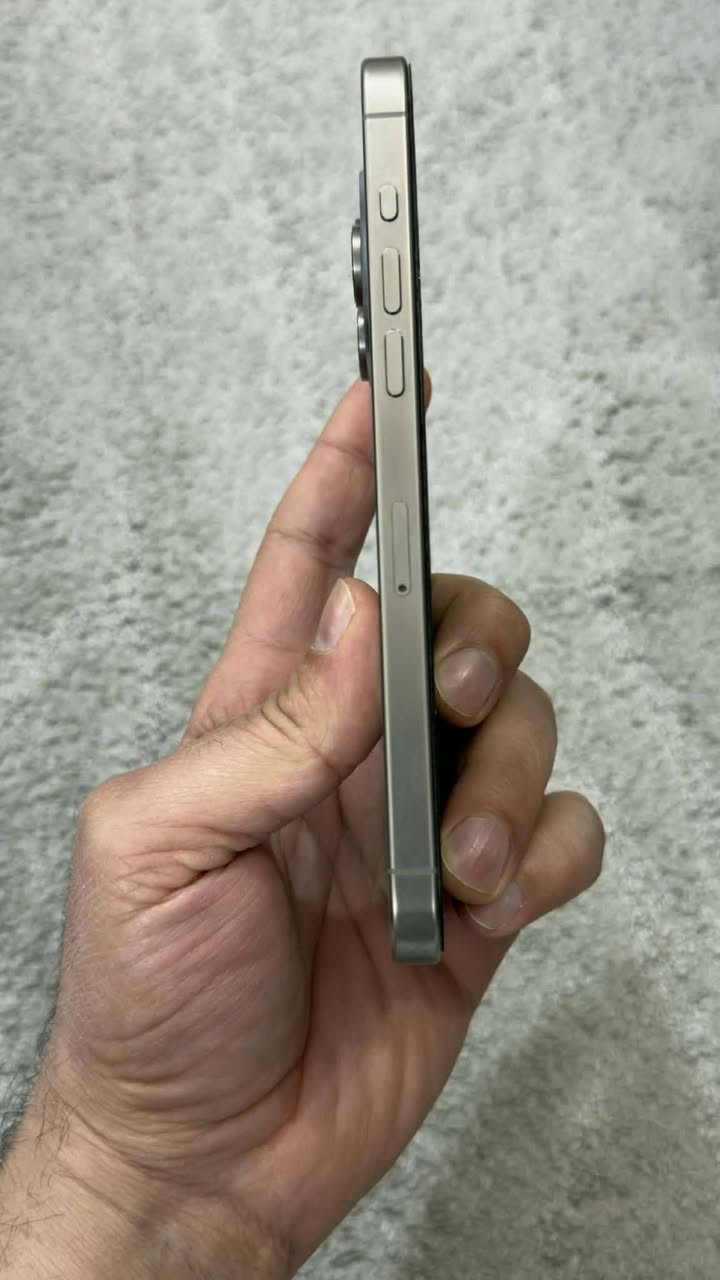 ايفون 15 برو ماكس
جهاز نظيف شخط مابي 
ذاكره 256 
بطاريه 88 
السعر مليون 150 
***********
