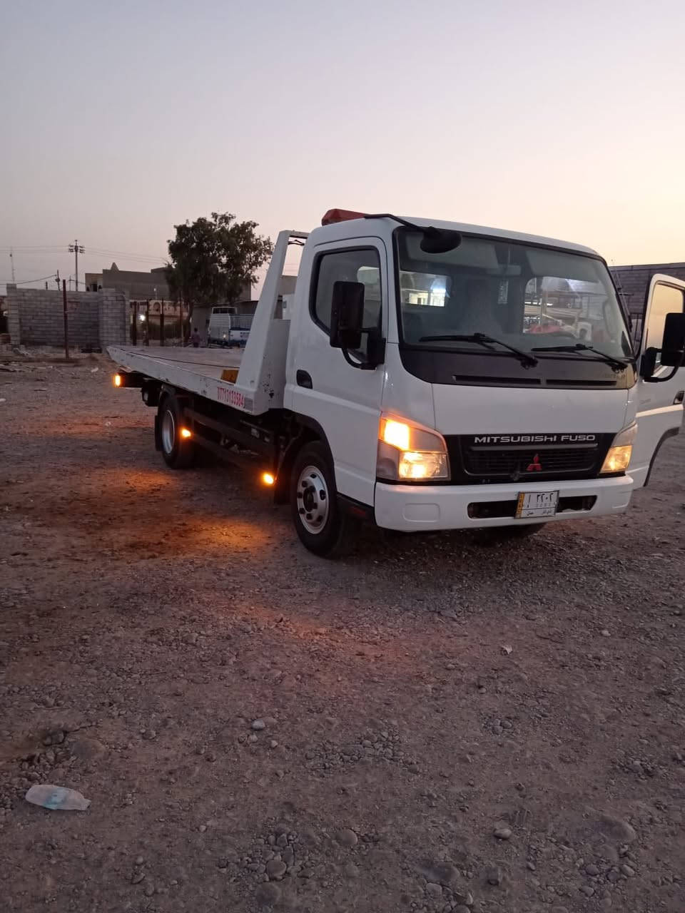 السلام عليكم لبيع كنتر موديل ٢٠١٣ رقم ذي قار سنوية كرين سيارة جاهزة استفسار اكثر اتصل ***********
