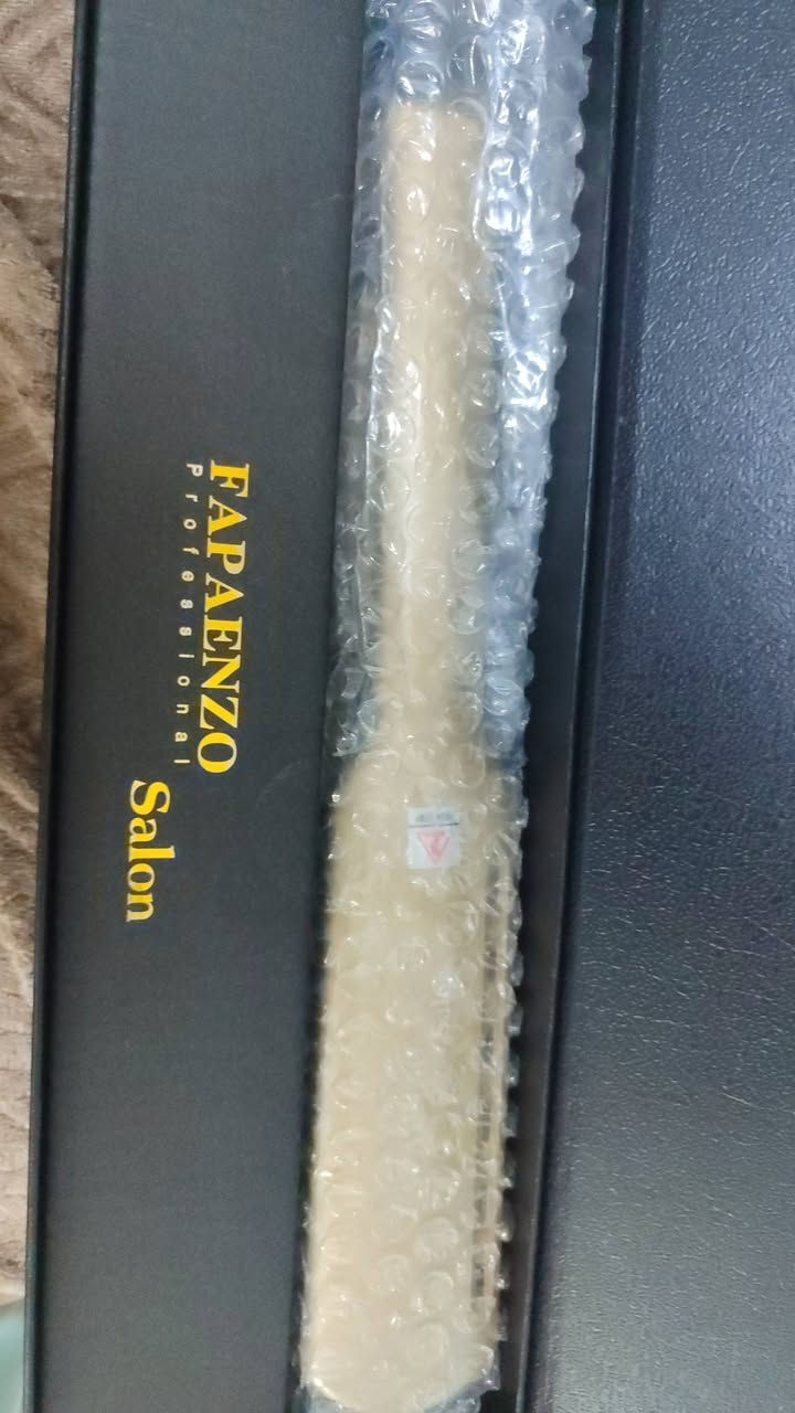 كاوية شعر جديدة بالباكيت ومجفف شعر ٣ سرعات مون لايف للبيع المكان ازادي


**إذا كنت صاحب هذا الإعلان وتريد حذفه لأي سبب، رجاءا أرسل رسالة إلى الدعم الفني**