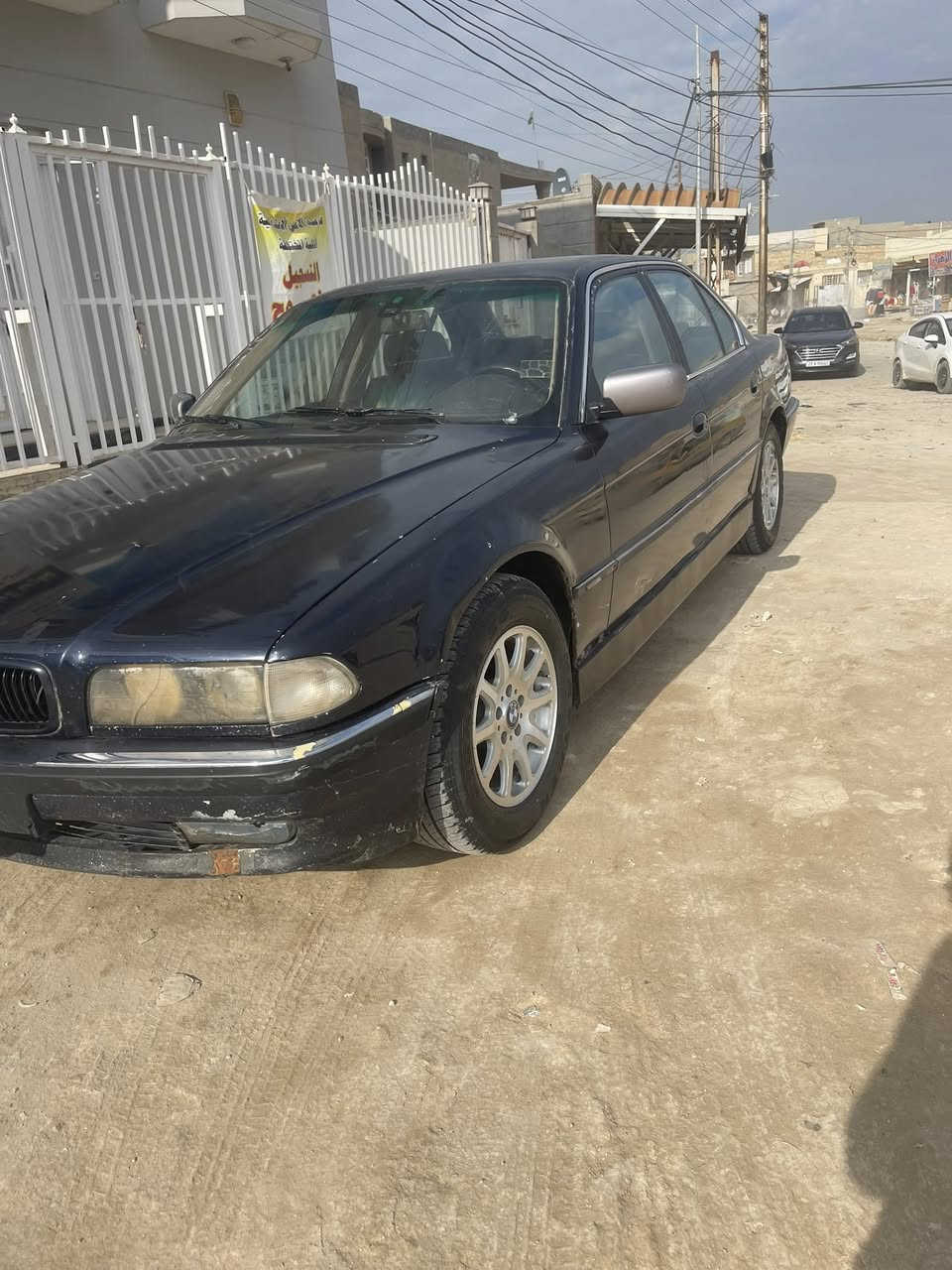 السلام عليكم
للبيع 
بي ام خفاش 30 8v
مديل 94
رقم واسط ال27
السياره جاهزه 
حداديه
تبريد ثلج
تخم تاير
باتري
برده خلفيه
دبل جام
مكينه كير
السيارة عوزه صبع 
 السعر 48وبيه مجال
مكان السياره ديوانيه
***********
***********
