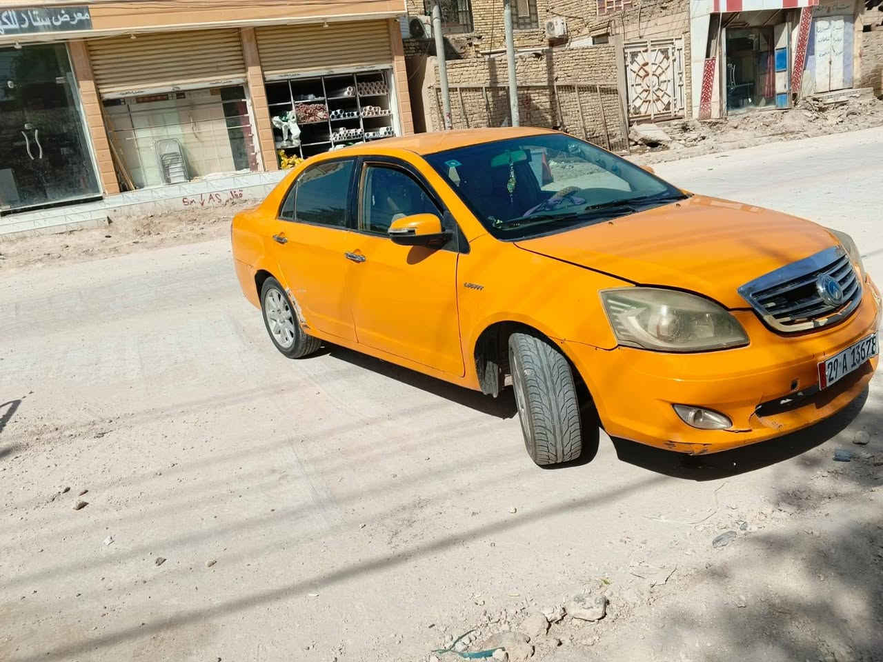 سلام عليكم جلي موبل موديل 12رقم دولي سنويه 32هزه بعدهه مصاقطه تحويل ثاني يوم تبريد ثلج تخم تاير جديد حداديه 70بل ميه محور كورله سعرهه 35وبيهه مجال قليل مكان ناصريه سوك شيوخ اتصال ***********ملاحضه اذا اكو مراوس هم ترهم

