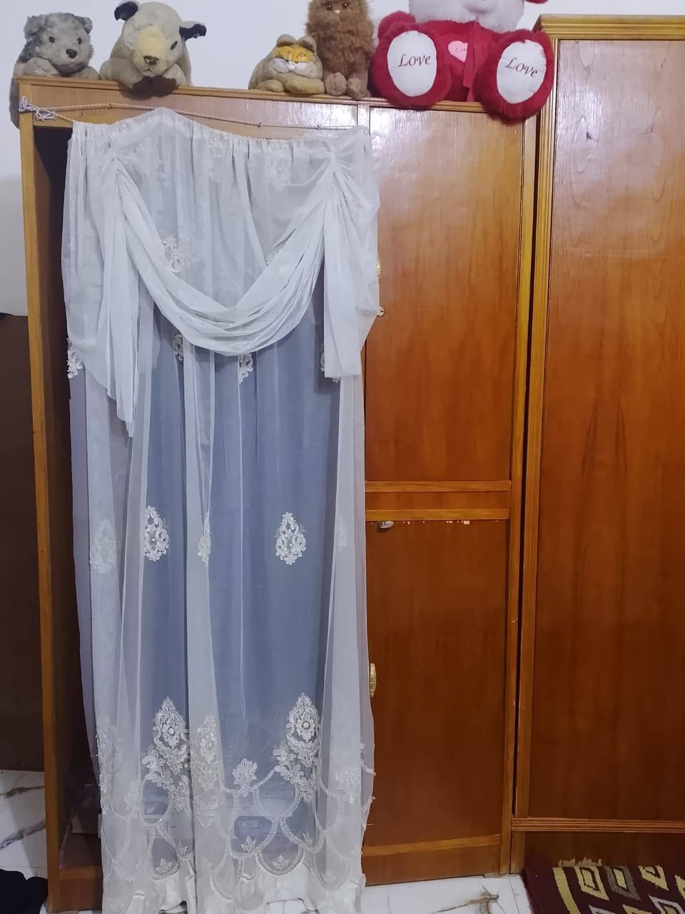 بسم الله الرحمن الرحيم من معمل ومعرض أبو مصطفى العزاوي تم استبدال غرف نوم قديمه بغرف نوم جديده حسب الطلب لاخونا أبو علي الزهيري. ** العنوان ديالى قضاء المنصوريه دلي عباس قرب دراسة الزنابق الاستفتاء على الرقم ***********
