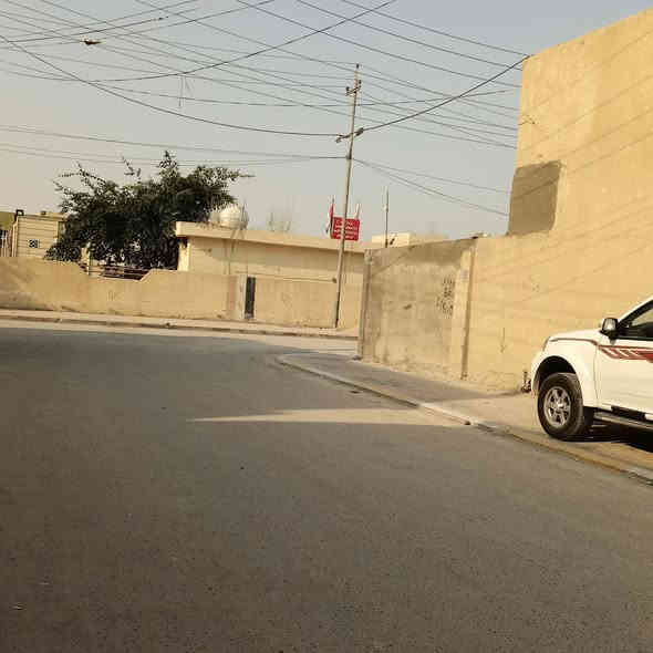 السلام عليكم  .. بيت طابو صرف حي النضال ثاني بيت مقابل المستوصف المساحة 103م طابقين 3 غرف نوم و استقبال و مطبخ وصالتين وصحيات منفصله داخليه وخارجيه السعر 110 مليون .. م ***********
