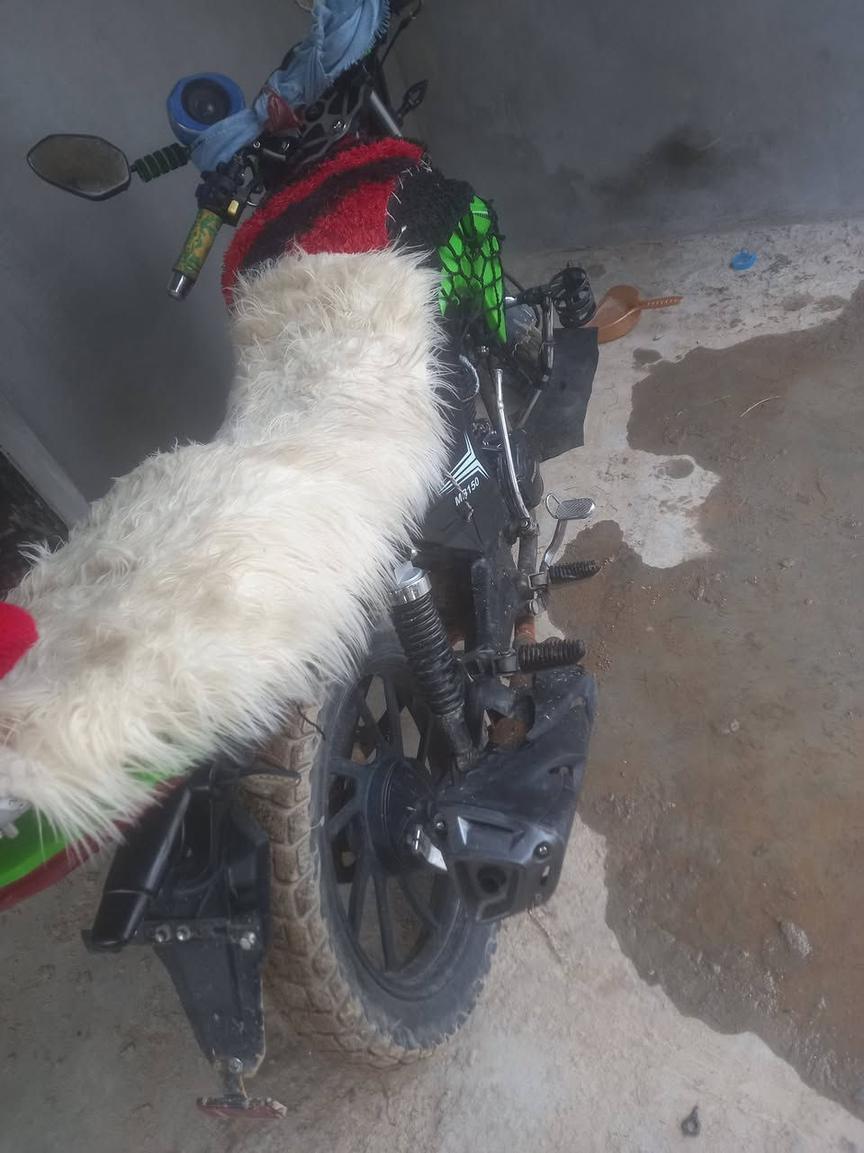 سلام عليكم شباب هايومه محرك ما مفتوح كهربايات كله شغاله سعر 675وبيه مجال خاص مفتوح


**إذا كنت صاحب هذا الإعلان وتريد حذفه لأي سبب، رجاءا أرسل رسالة إلى الدعم الفني**