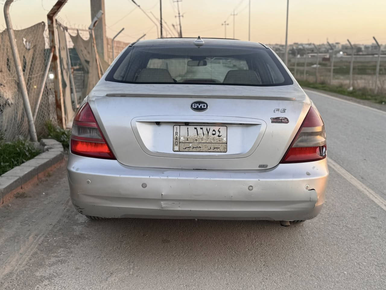 BYD
للبيع بي واي دي 2013 من شركة عد صاحبها سبيرها مانازل ماشية300 نظيفه مكفولة من ضربة وصبغ سيارة حلوة داخلها جديد سي دي شغال كهربائياتها شغالة تبريد تدفئة كله شغال طخم زينون طخم جديد محرك كير بشرط مامفتوح  سيارة ناقصها صبغ وباور فقط وضع شركة فول سيارة كير عادي لاصرف ولانفخ سعر السيارة55 $ وبيها مجال رقم نينوى سيارة مشروع وطني لتواصل على رقم

***********
