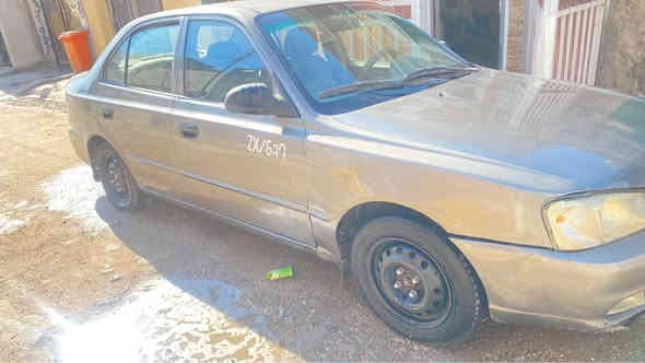 سلام عليكم. فيرنا. 2002. مكفوله. كير ومحرك.  مصبوغه عام. اثر جراد.موجده الصور قبل الصبغ 
مكان. الشعب  السعر 52وبيه مجال. 
***********
*********** بغداد
