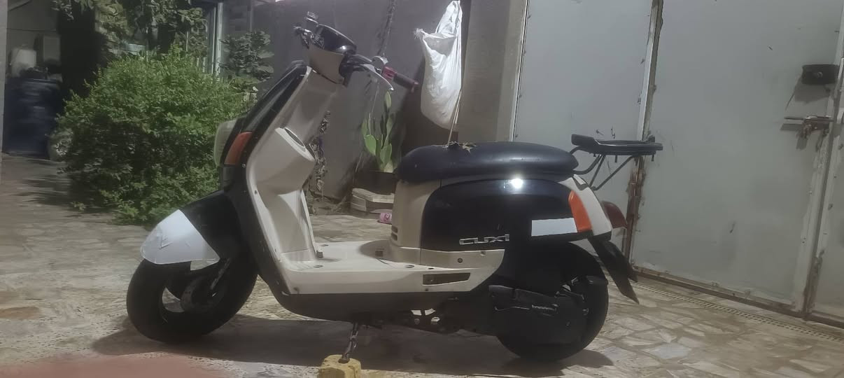 ماكس بوليس للبيع مجفته مره وحده 
السعر 600 وبيه مجال الشراي يتصل ويدلل ***********

