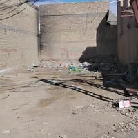 قطعه ارض للبيع المساحه ٢٠٠ متر عالشارع العام تباع نصف أو كاملة للاتصال...