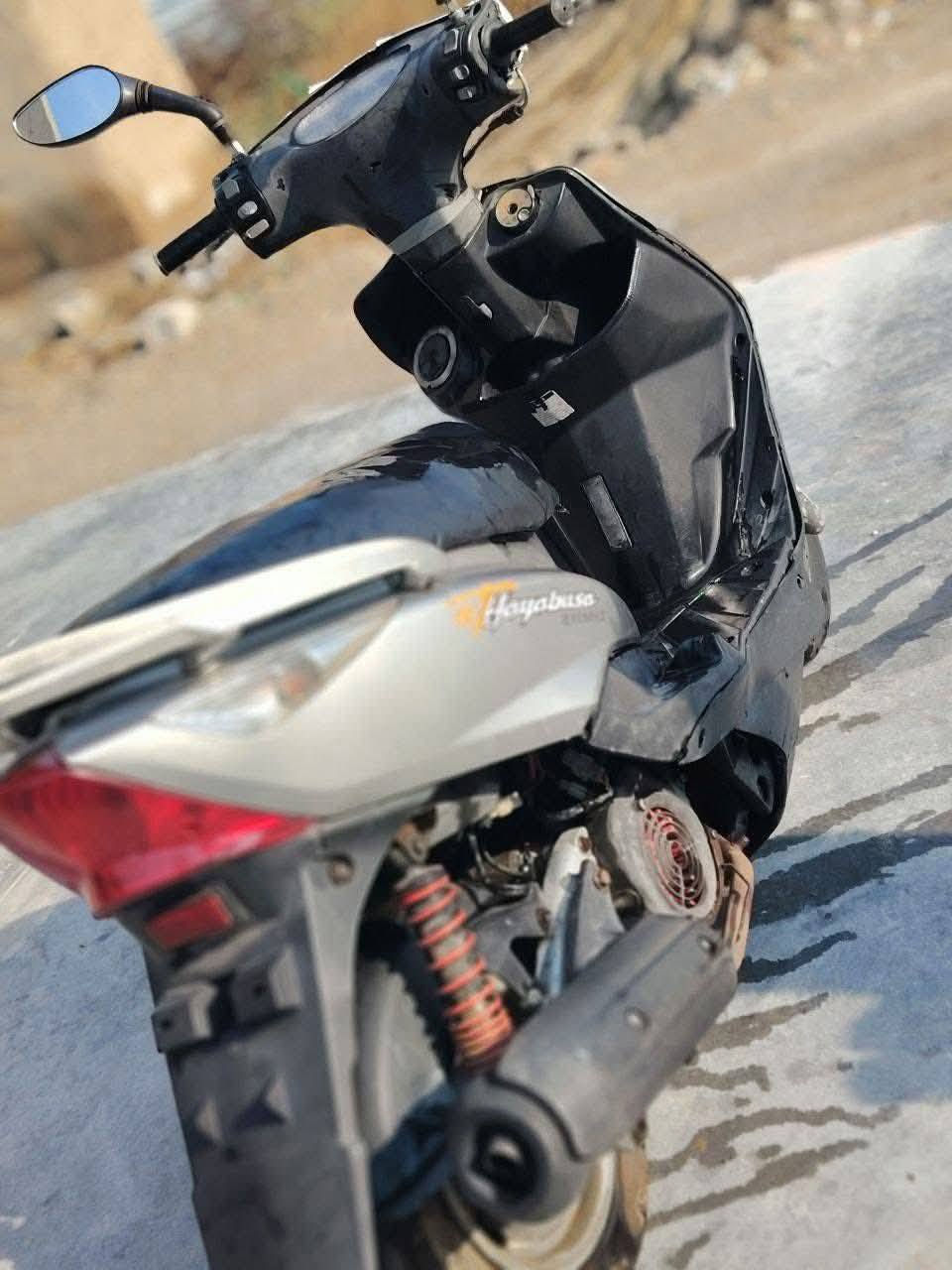 سلام عليكم دراجه جانت تشتغل فجاء طفت بعدماشتغلت ابيع كوم حديد مكاني الرحمانيه الجعيفر بغداد البيروتي سعر دراجه 250 بيها مجال للطيبين


**إذا كنت صاحب هذا الإعلان وتريد حذفه لأي سبب، رجاءا أرسل رسالة إلى الدعم الفني**