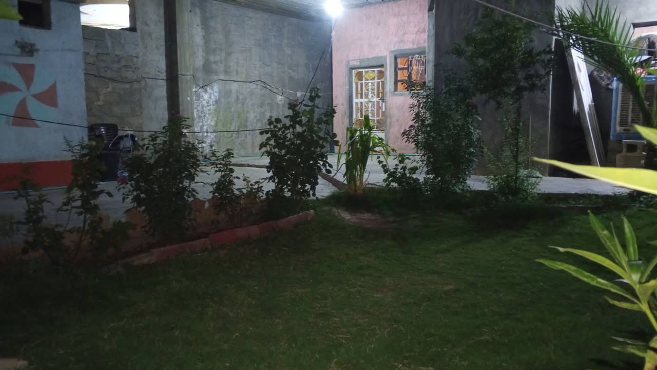 دار للبيع في تكريت حي الفرسان مقابيل جامعه تكريت مساحه الدار 250 السعر مناسب جدا ***********
