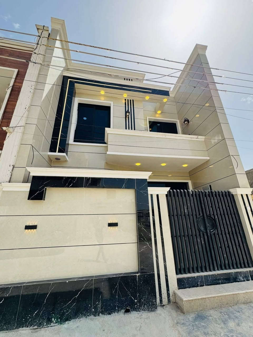 بسم الله ماشاءالله
🏠#دار_للبيع   100متر واجهيه 6،25متر نزال 16متر
  طابقين   بناء حديث وتصميم متكامل ✨️

يحتوي البيت. ع[3غرف نوم -استقبال -صحيات عدد 2- صالة- ومطبخ] البيت شغل درجة اولى 

مع الخدمات[ماي-كهرباء-تبليط]✨️

🔴ملاحضه البيت جاهز للسكن 🔑

⬅️نوع العقار  طابو زراعي سند 25 اقرار محكمه 

⬅️العنوان #بغداد_الدوره_البوعيثه   
       مجمع الحليم 

🔴للاستفسار  خاص او الاتصال ع  الرقم 

☎️***********
