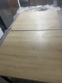 ميز طعام • محتاج شد • مستعمل