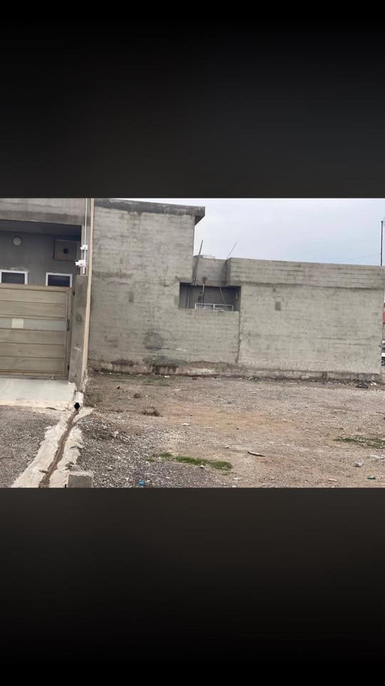 قطّعه ارض للبيع ب معسكر. شارع مول اراز ثاني. 272 متر. سعرها مناسب جدا. شراي يتصل ***********
