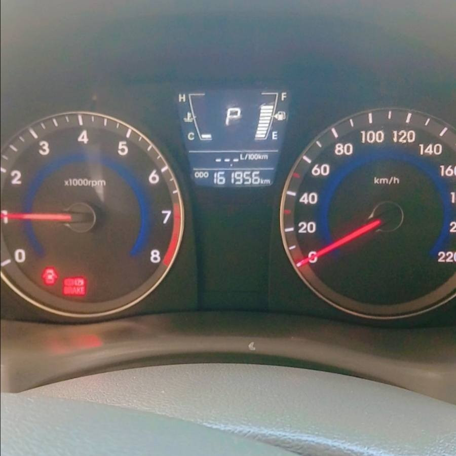 هیوندا ئەکسنت 2011 گێر ئۆتۆماتیک 
دوو پەڵە ساردی هەیە 
ڕەسمی سۆنەرم داناوە
زۆر خاوێنە
سەنەوی و هەزەی تازەیە
تەحویل و غەرامەی بە شەرت
شوێن سلێمانی

سـعـر : لە کۆمێنت داوابکە ڕاستەوخۆ بۆت دێت 📥 

گێر و مەکیەنەی بەشەرت 
هیچ کێشەیەکی تێدا نییە 

ژمارەی خاوەنەکەی 
***********
